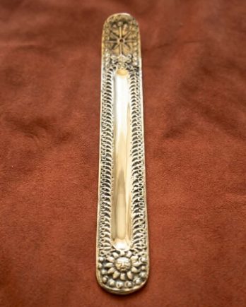 Porte-encens indien laiton : l’artisanat traditionnel pour votre maison