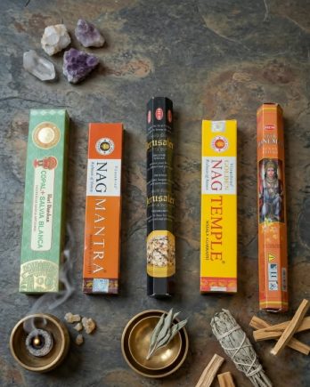 Lot d’encens Spiritualités du Monde – Encens chrétiens, hindous, amérindiens (5 boîtes)
