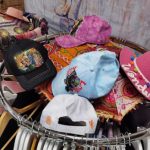 Les casquettes The Mountain Ancienne boutique Le Comptoir des Indes Fine Alpaca